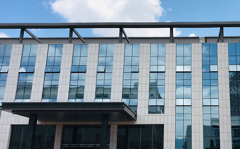 玻璃幕墻找誰做靠譜 玻璃幕墻找誰做靠譜